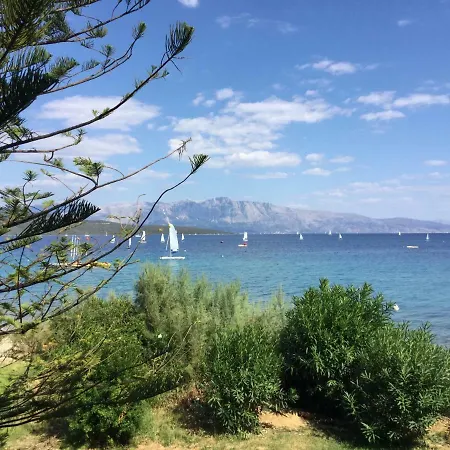 Lefkada Beachfront Holiday home Nikiana