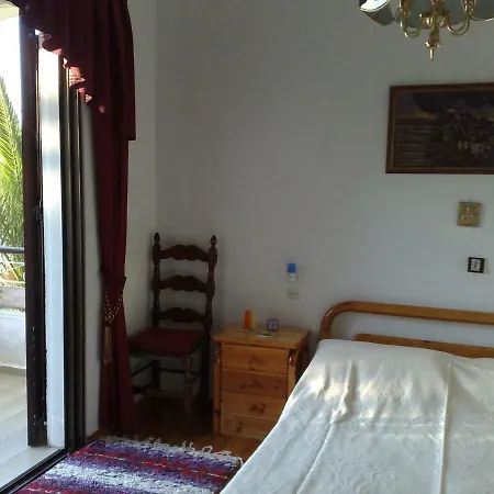 Lefkada Beachfront Holiday home