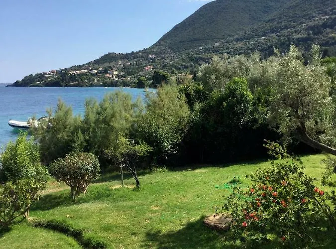 Lefkada Beachfront Никиана